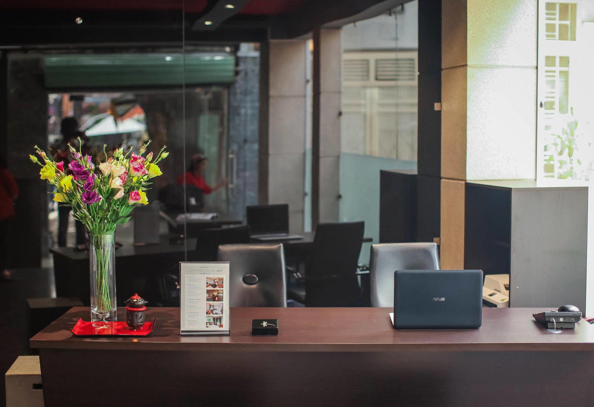 Compass Living Joy Aparthotel โฮจิมินห์ซิตี้ ภายนอก รูปภาพ