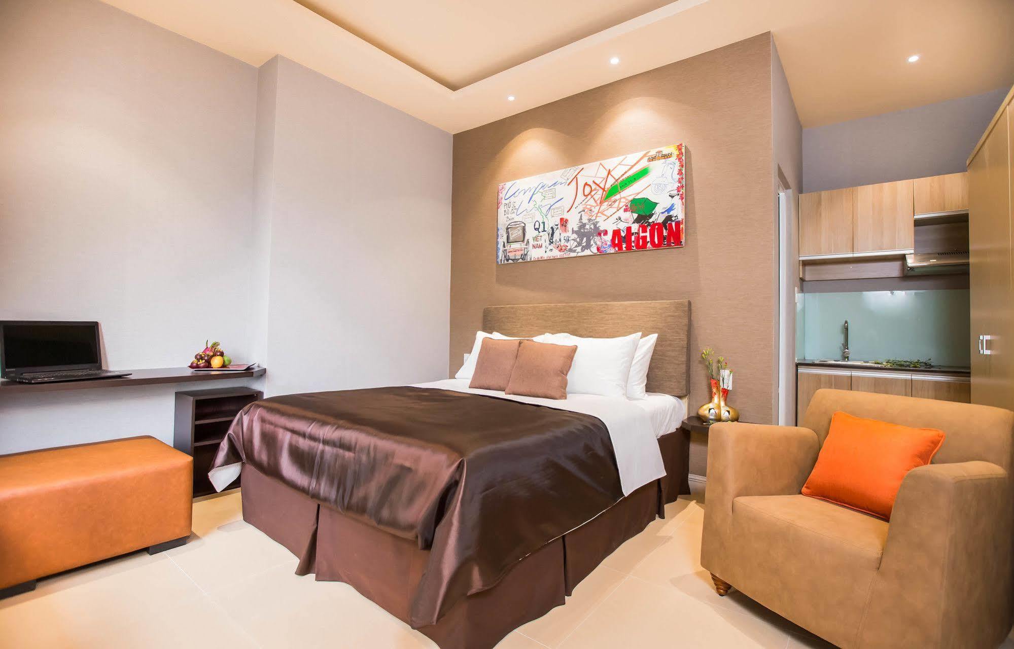Compass Living Joy Aparthotel โฮจิมินห์ซิตี้ ภายนอก รูปภาพ